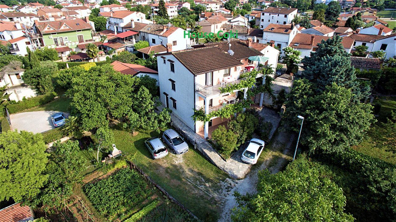 Apartments Coki Funtana Esterno foto
